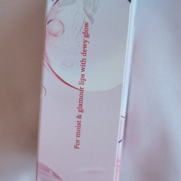 TOCOBO Juicy Berry Plumping Lip Oil - Picture 3 of 4